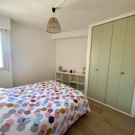 Appartement Vue Sur Le Port Gruissan Kültér fotó